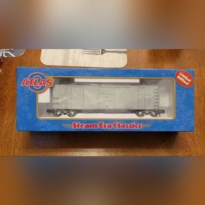 Atlas O CNJ Gray Steel Boxcar